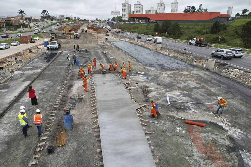 Andamento das obras na linha verde, sentido Bacacheri ao Atuba. Foto: José Fernando Ogura/SMCS